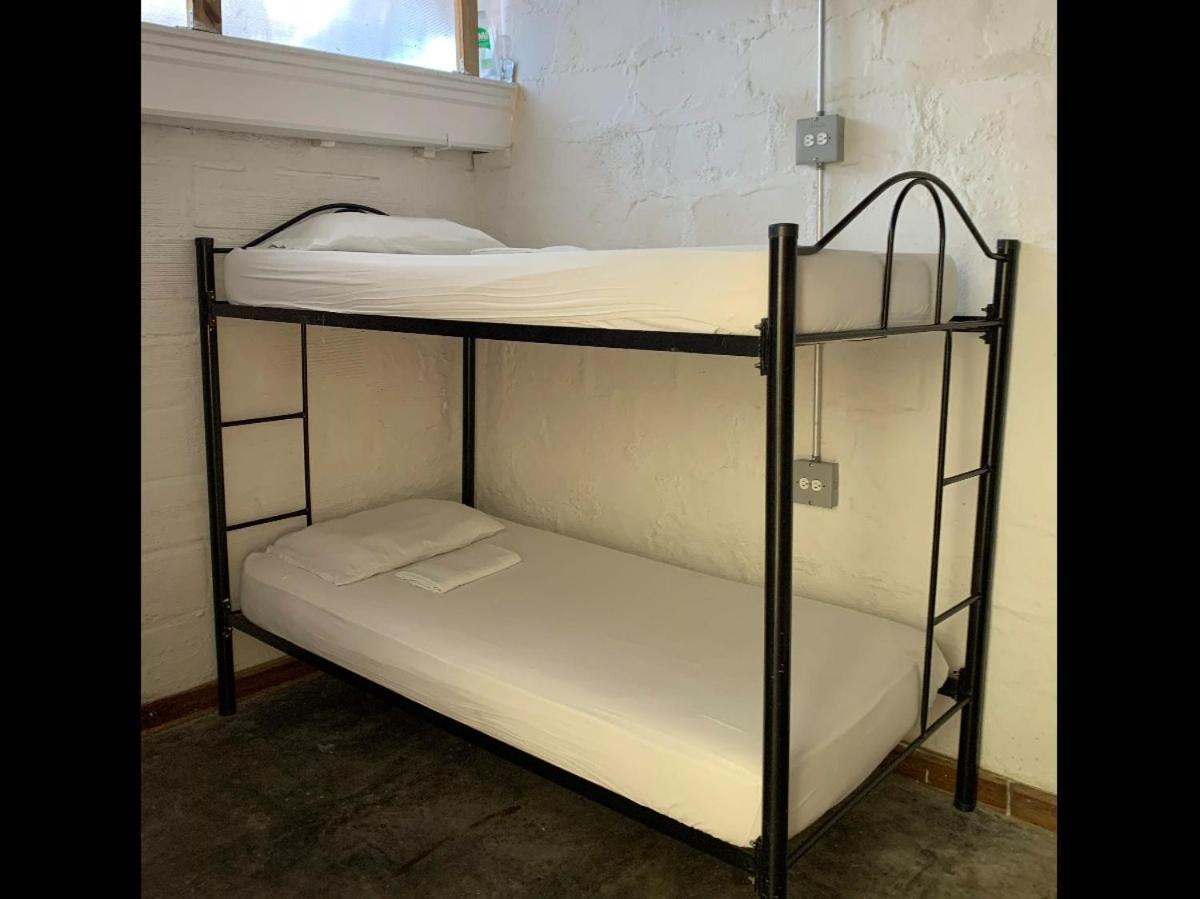 Hostal Casa Estacion Μεντεγίν Εξωτερικό φωτογραφία