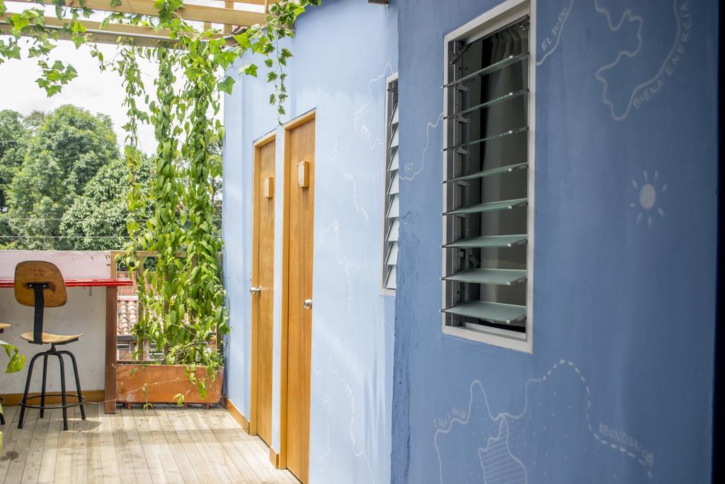 Hostal Casa Estacion Μεντεγίν Εξωτερικό φωτογραφία